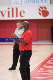 Basketball: TC Roberson at Hendersonville BRE_3284