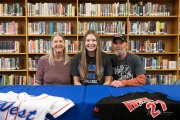 Signing Day Spring 2022_BRE_9434