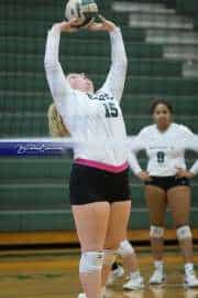 Volleyball North Henderson at East Henderson (BR3_0629)