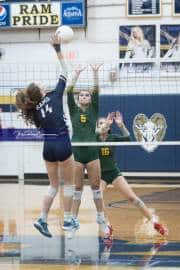 Volleyball: AC Reynolds and TC Roberson (BR3_1874)