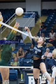 Volleyball: AC Reynolds and TC Roberson (BR3_2159)