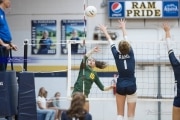 Volleyball: AC Reynolds and TC Roberson (BR3_2902)