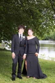 Reese Prom Friends (BRE_5618)