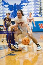 Basketball North Henderson at West Henderson (BR3_1277)