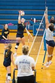 Volleyball Scrimmage (BR3_6676)