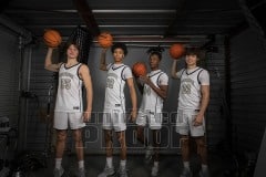Senior Banners: TCR Boys Basketball (BRE_8536)