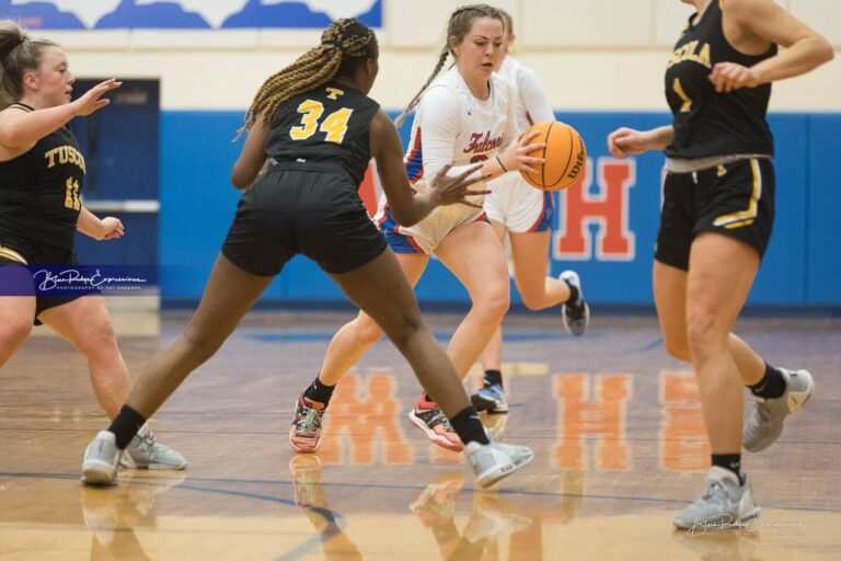 West Henderson Girls Defeat Tuscola 68-14